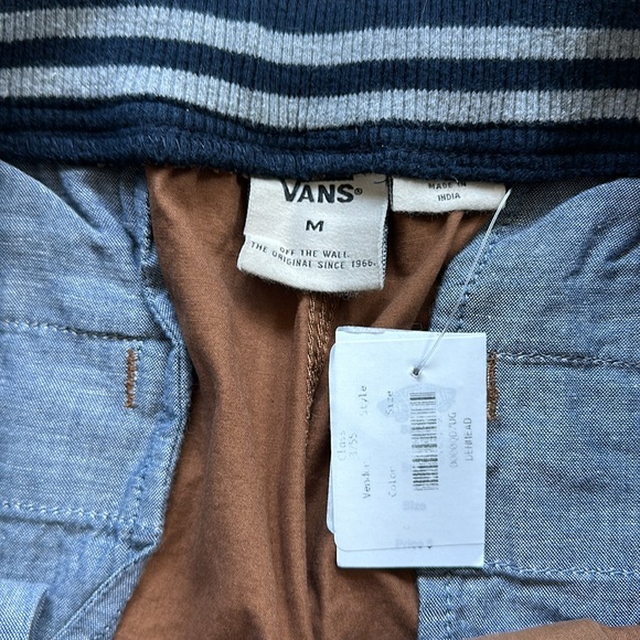 Vans men’s casual shorts, brown, size medium - Picture 2 of 3